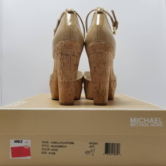 Michael Kors Camilla Platform Heels Sandals Patent Leather Straps Sz 9.5 M - Picture 12 of 12